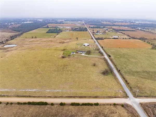 $189,500 | 1308 West 19th Street, Baxter Springs, KS 66713