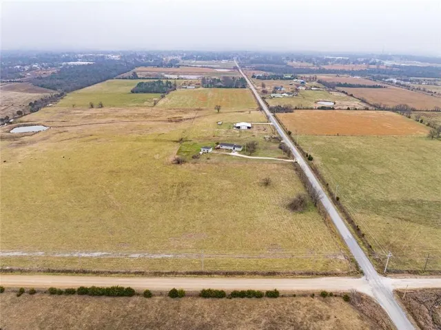 $189,500 | 1308 West 19th Street, Baxter Springs, KS 66713