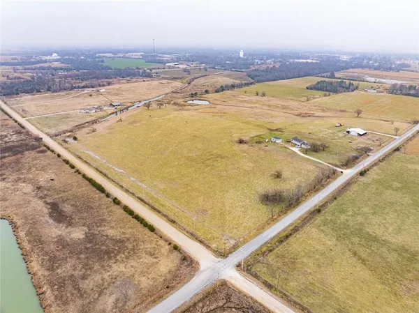 $189,500 | 1308 West 19th Street, Baxter Springs, KS 66713