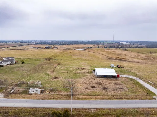 $189,500 | 1308 West 19th Street, Baxter Springs, KS 66713