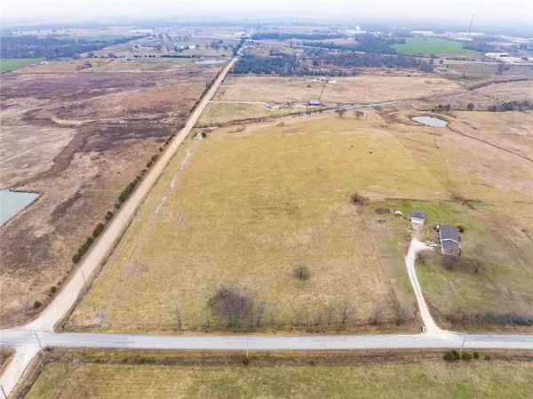 $189,500 | 1308 West 19th Street, Baxter Springs, KS 66713