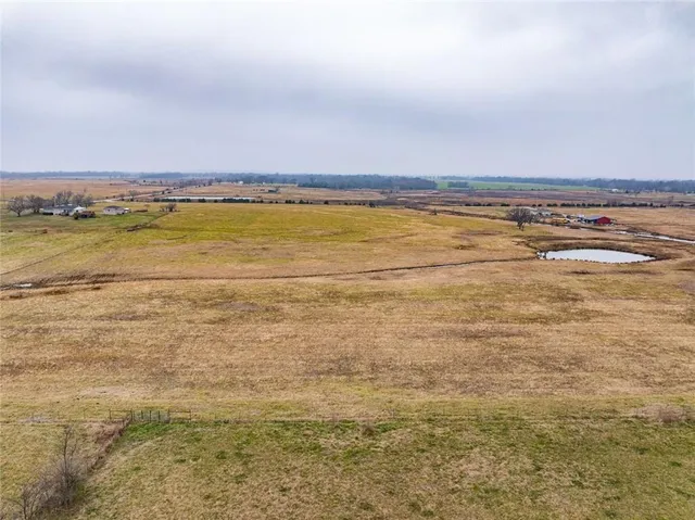 $189,500 | 1308 West 19th Street, Baxter Springs, KS 66713