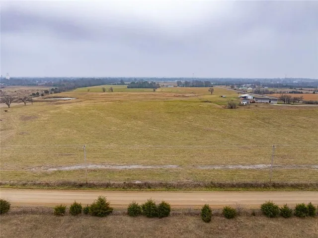 $189,500 | 1308 West 19th Street, Baxter Springs, KS 66713