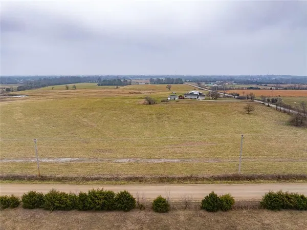 $189,500 | 1308 West 19th Street, Baxter Springs, KS 66713