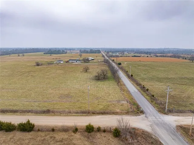 $189,500 | 1308 West 19th Street, Baxter Springs, KS 66713