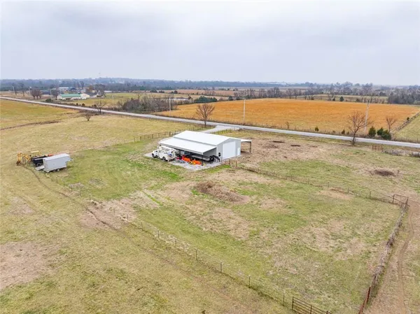 $189,500 | 1308 West 19th Street, Baxter Springs, KS 66713