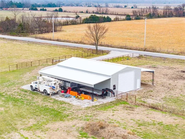 $189,500 | 1308 West 19th Street, Baxter Springs, KS 66713