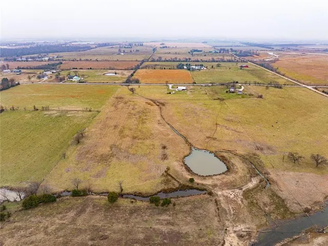 $189,500 | 1308 West 19th Street, Baxter Springs, KS 66713