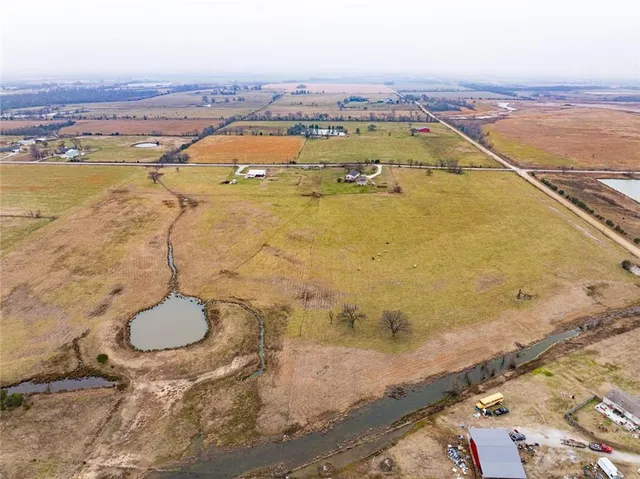 $189,500 | 1308 West 19th Street, Baxter Springs, KS 66713