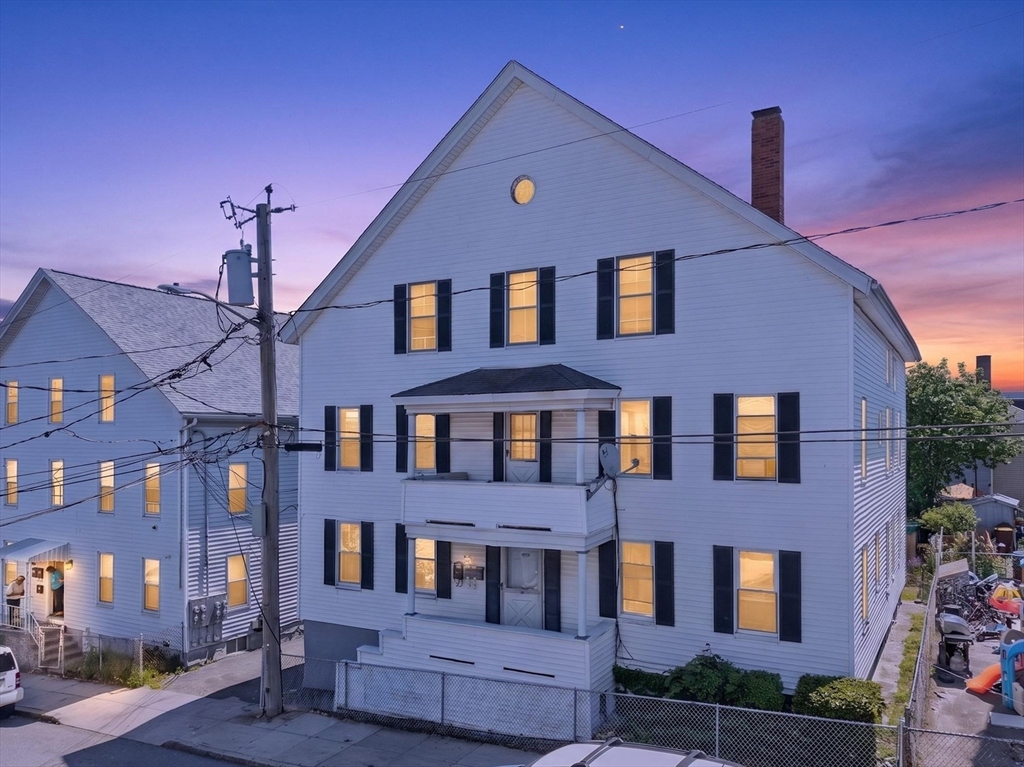 96 John Street Fall River, MA 02721 - Photo 2 of 40