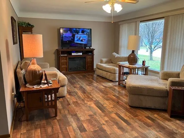 $368,500 | 706 14th Street Northeast, Owatonna, MN 55060