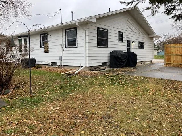 $368,500 | 706 14th Street Northeast, Owatonna, MN 55060