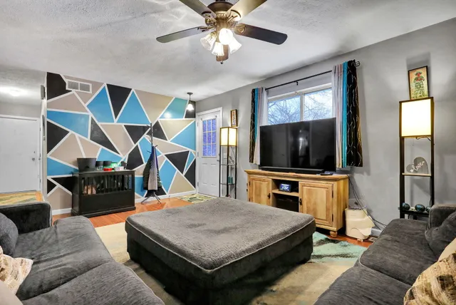 $224,900 | 2520 Lanier Court, Lansing, MI 48911