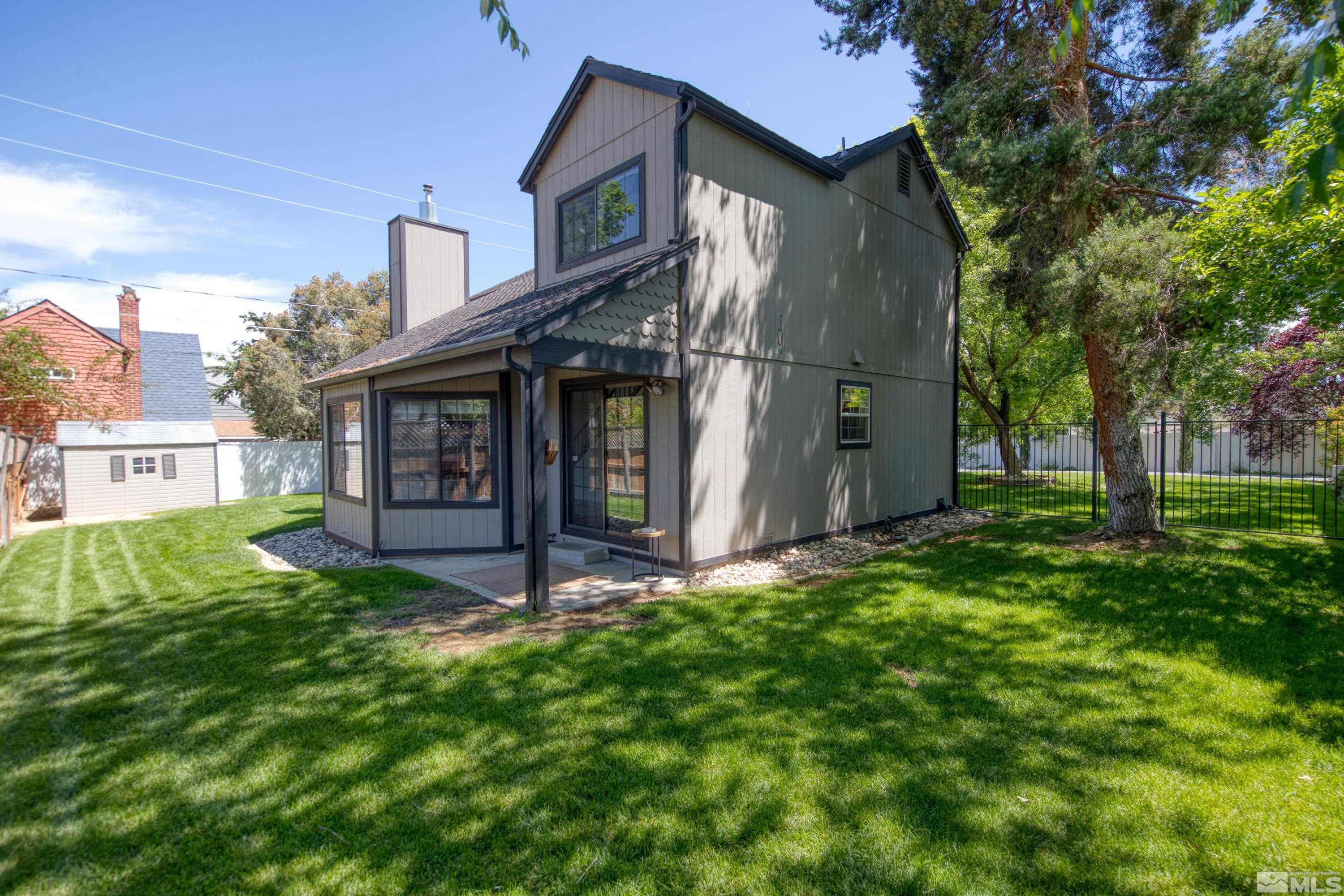 2184 Humboldt Street Reno, NV 89509 - Photo 5 of 40 Photo 5
