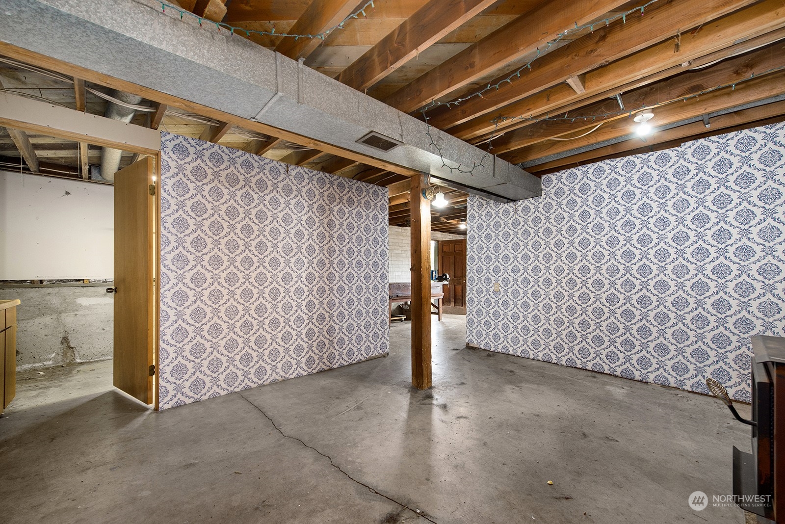 5606 Southwest 244th Street Vashon, WA 98070 - Photo 18 of 40 a view of small space