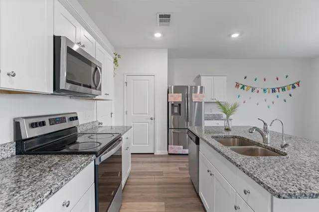 $1,995 | 19502 Caymus Drive, Pflugerville, TX 78660