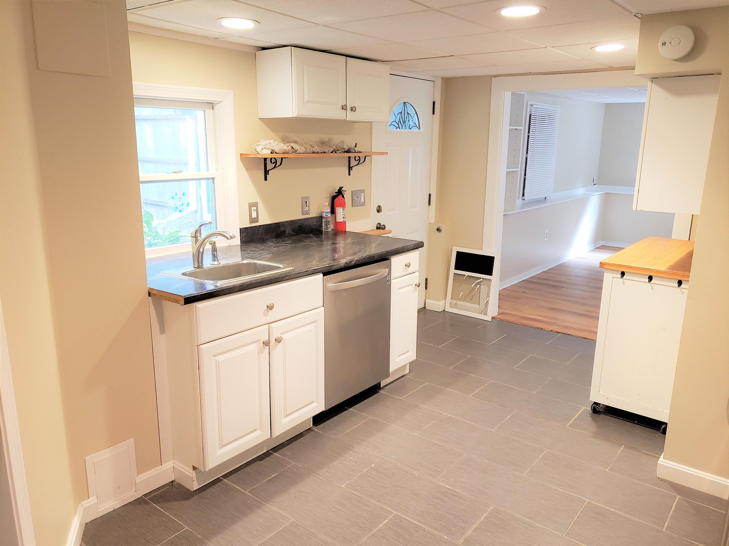 160 Kingston Road, Unit BOTTOM Exeter, NH 03833 - Photo 21 of 46