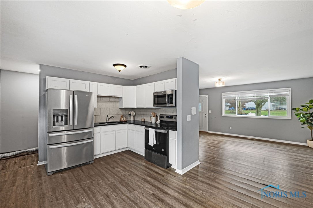 327 Clifton Road Toledo, OH 43607 - Photo 7 of 19 Gallery Image 7