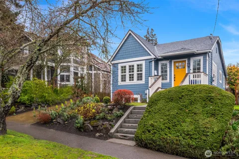 $1,300,000 | 4714 34th Avenue Northeast, Seattle, WA 98105