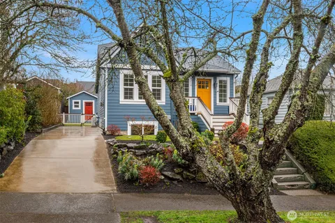 $1,300,000 | 4714 34th Avenue Northeast, Seattle, WA 98105