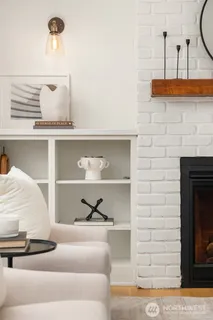 $1,300,000 | 4714 34th Avenue Northeast, Seattle, WA 98105