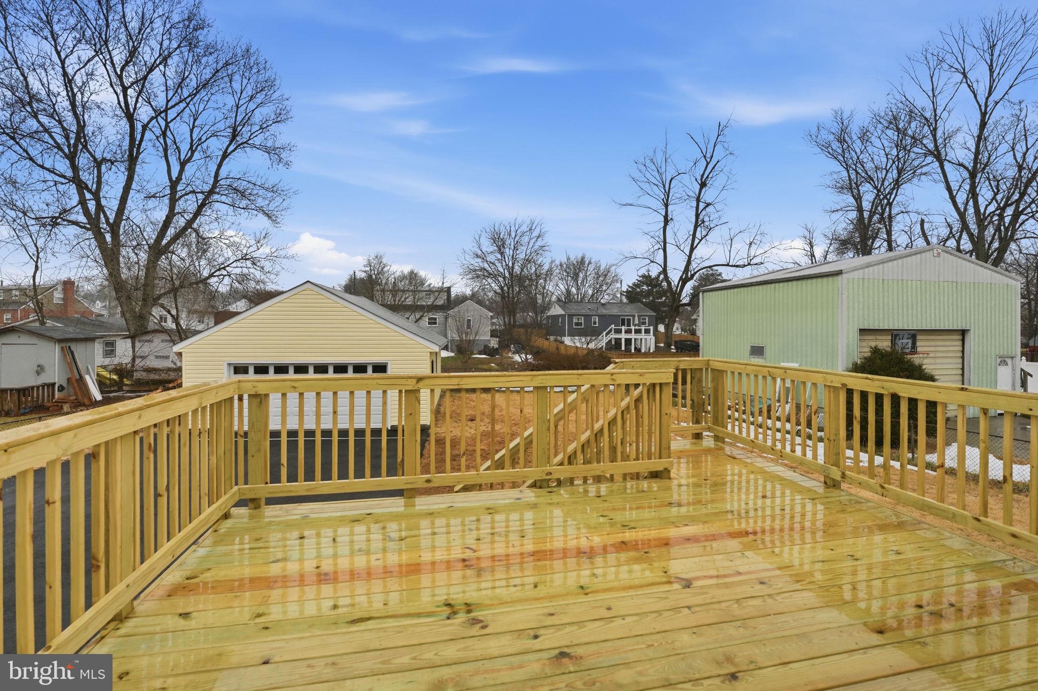 7555 Alleghany Road Manassas, VA 20111 - Photo 13 of 39 Deck