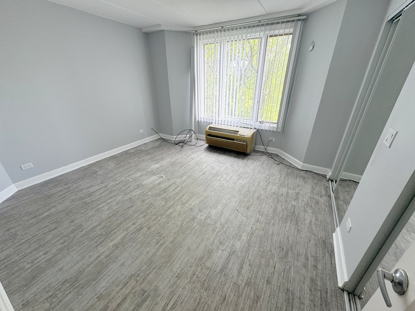 1 Renaissance Place, Unit 617 Palatine, IL 60067 - Photo 11 of 28
