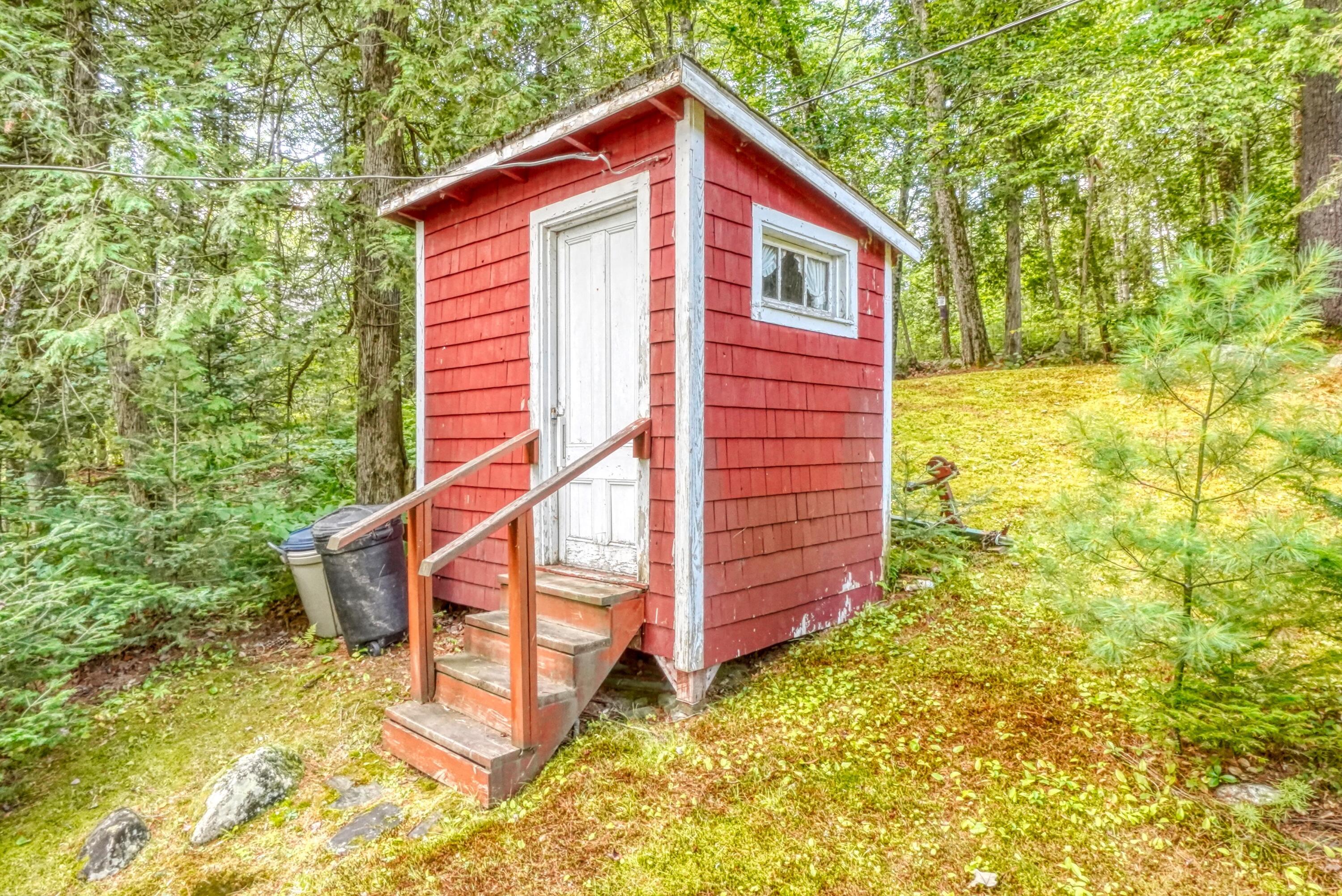 56 Loon Road Canaan, ME 04924 - Photo 4 of 23 DSC01605