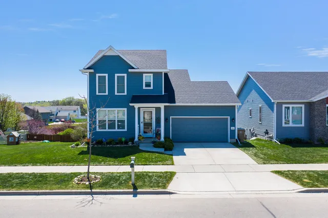 $419,900 | 6939 Reston Heights Drive, Madison, WI 53718