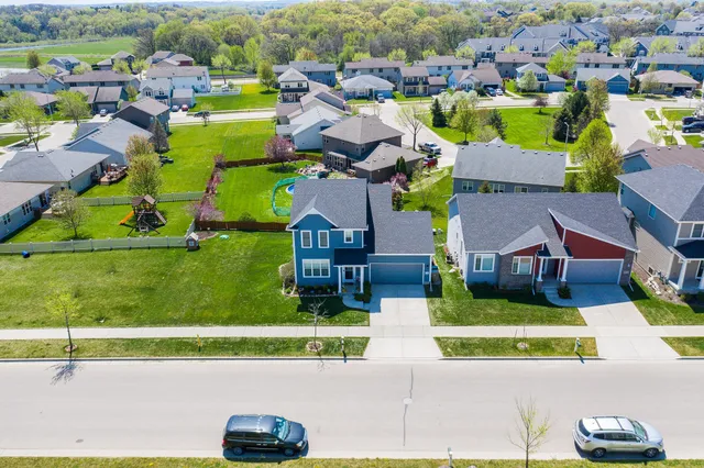 $419,900 | 6939 Reston Heights Drive, Madison, WI 53718