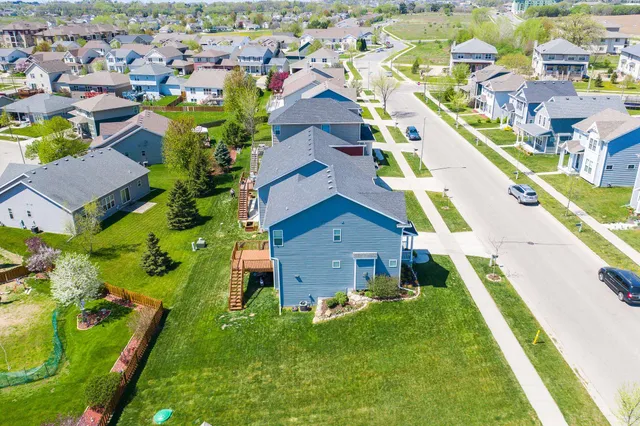 $419,900 | 6939 Reston Heights Drive, Madison, WI 53718