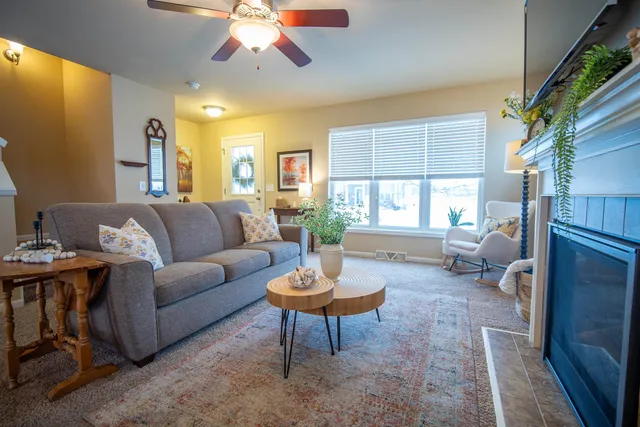 $419,900 | 6939 Reston Heights Drive, Madison, WI 53718