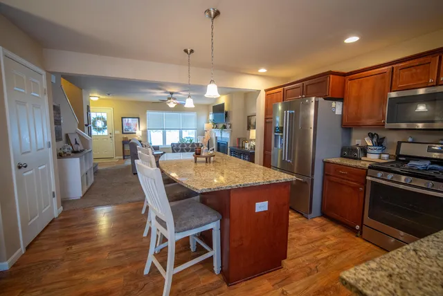 $419,900 | 6939 Reston Heights Drive, Madison, WI 53718