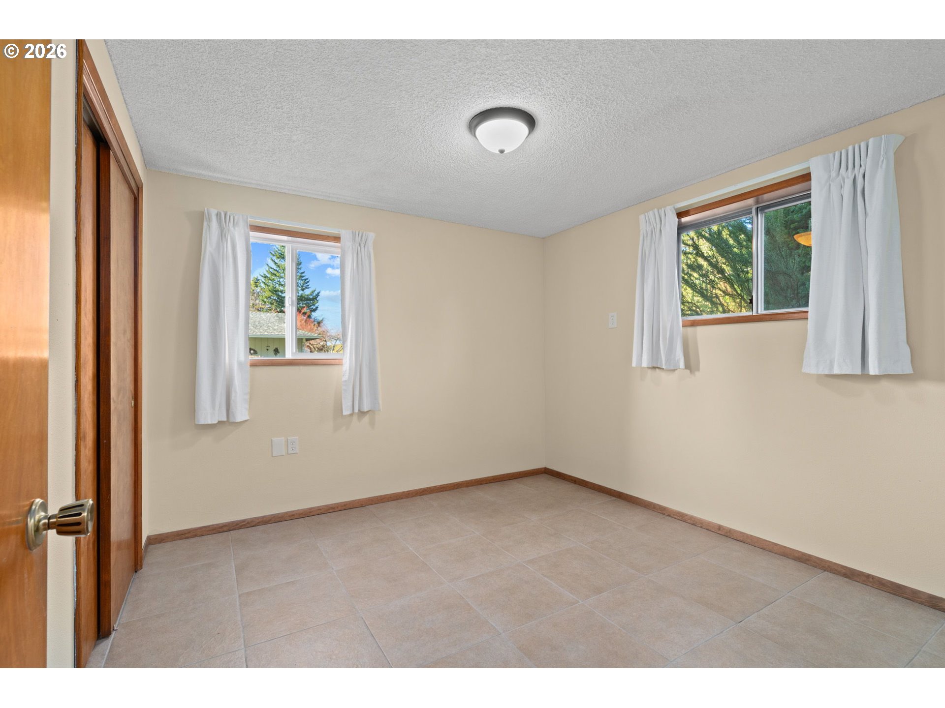 15916 South Henrici Road Oregon City, OR 97045 - Photo 20 of 37