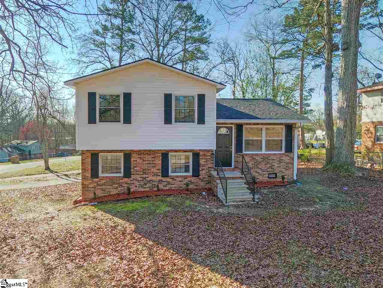 503 Old Farm Road Moore, SC 29369 - Photo 3 of 31 Gallery Image 3