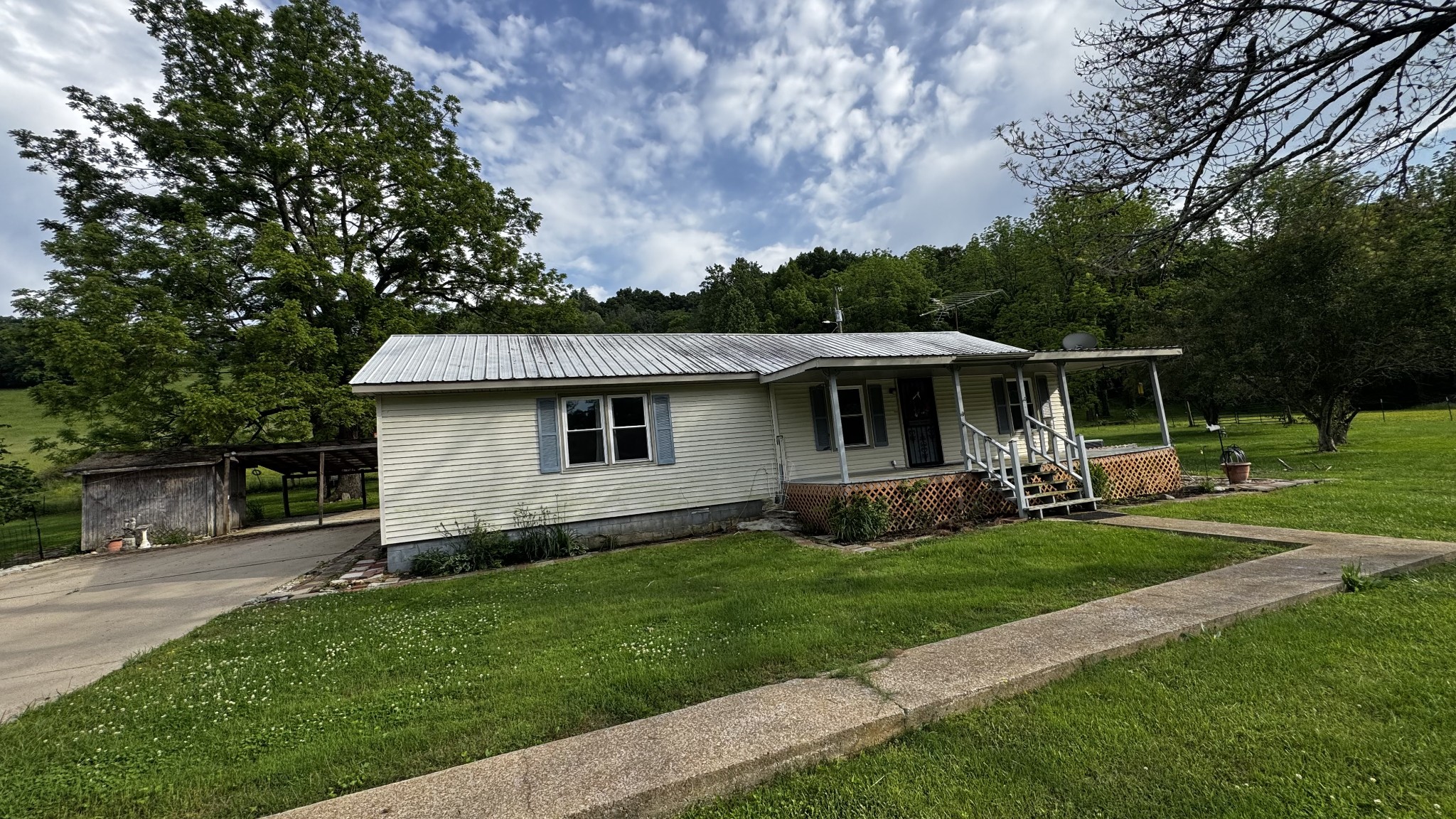 315 Loyd Road Pulaski, TN 38478 - Photo 3 of 73 a front view of house with yard and green space