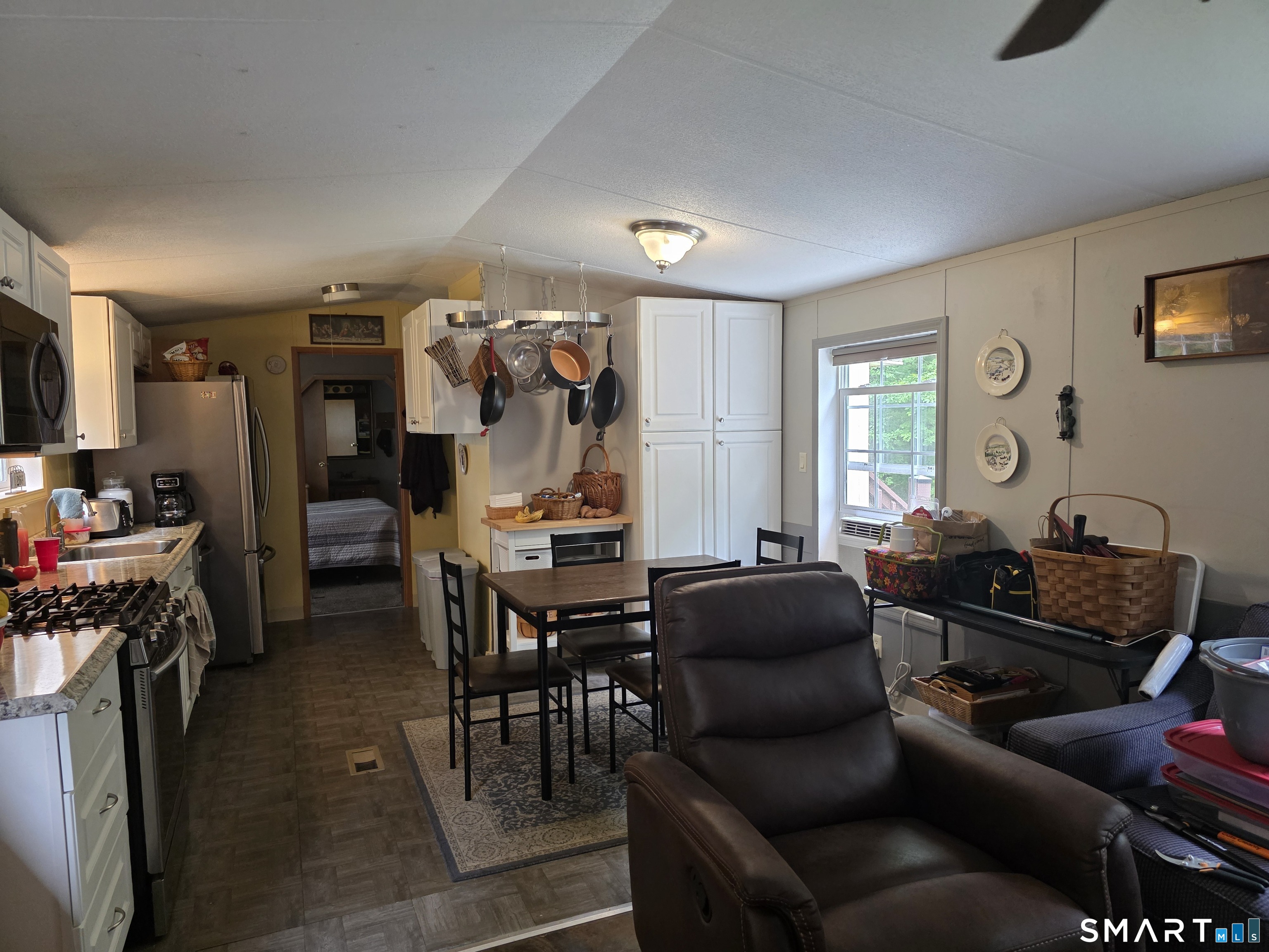 1531 Glasgo Road Griswold, CT 06351 - Photo 5 of 38