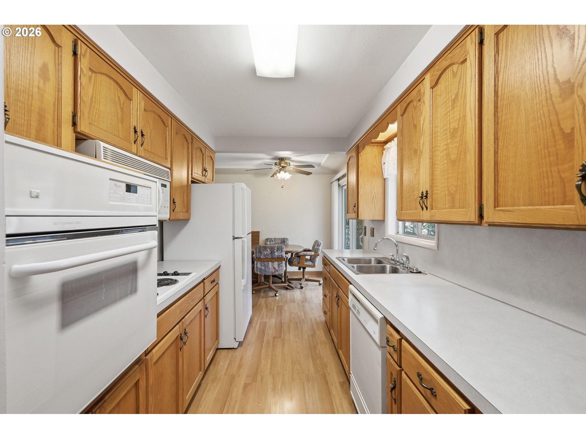 4320 Fox Hollow Road Eugene, OR 97405 - Photo 10 of 44