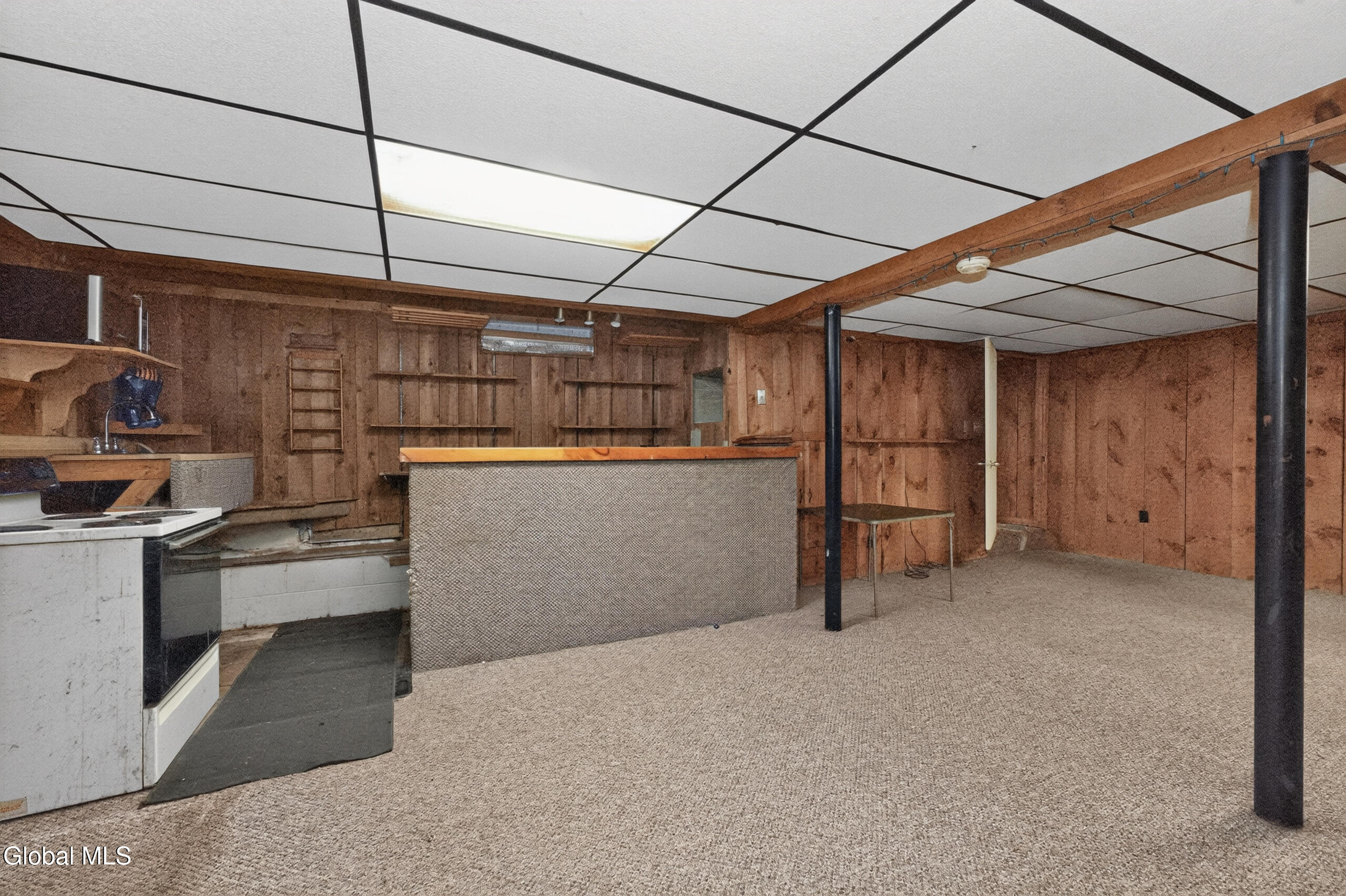 127 Dunsbach Ferry Road Colonie, NY 12047 - Photo 25 of 39 8 Familyroom 5