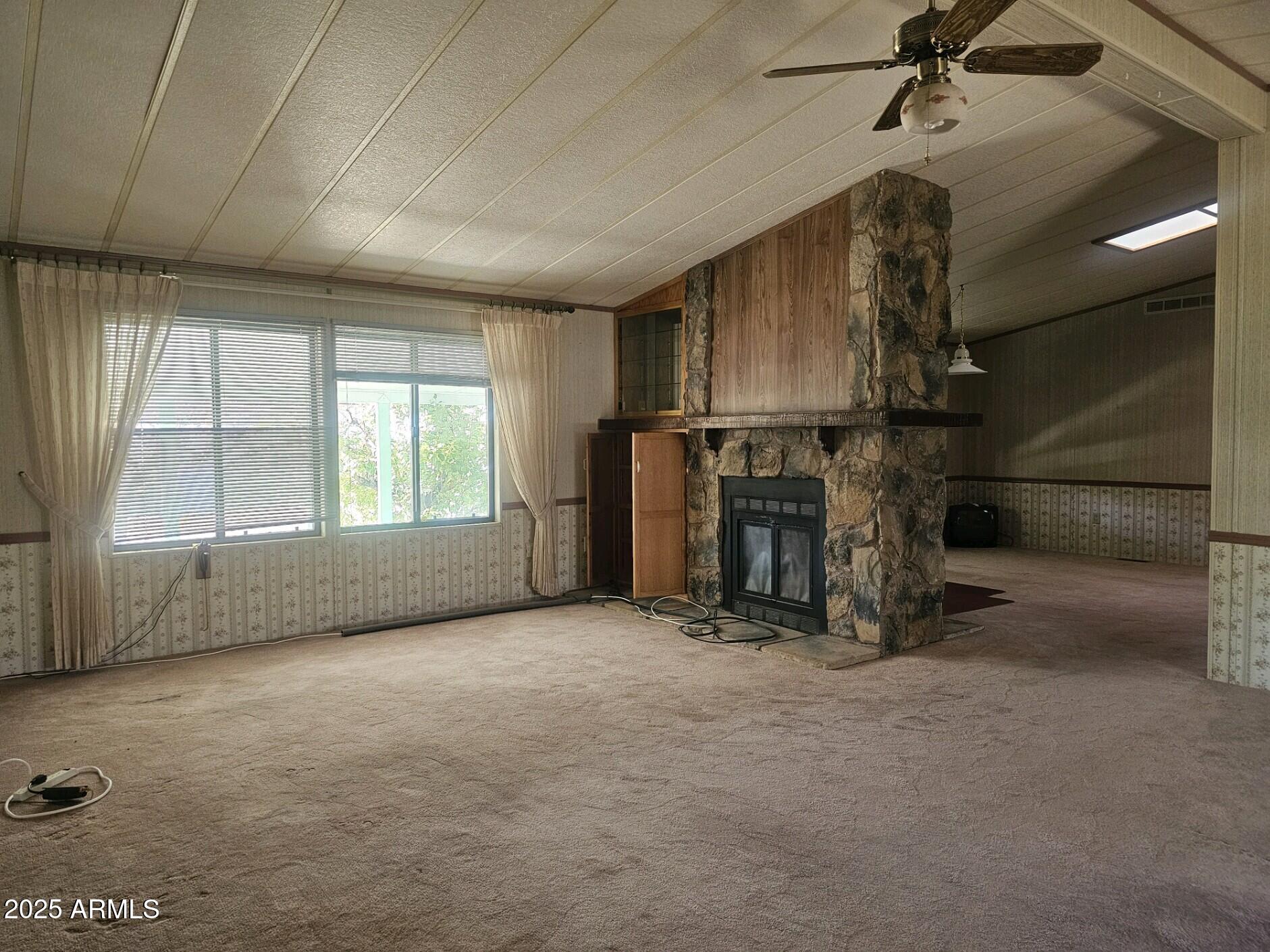 265 Myrtle Drive Page, AZ 86040 - Photo 21 of 29 living 1