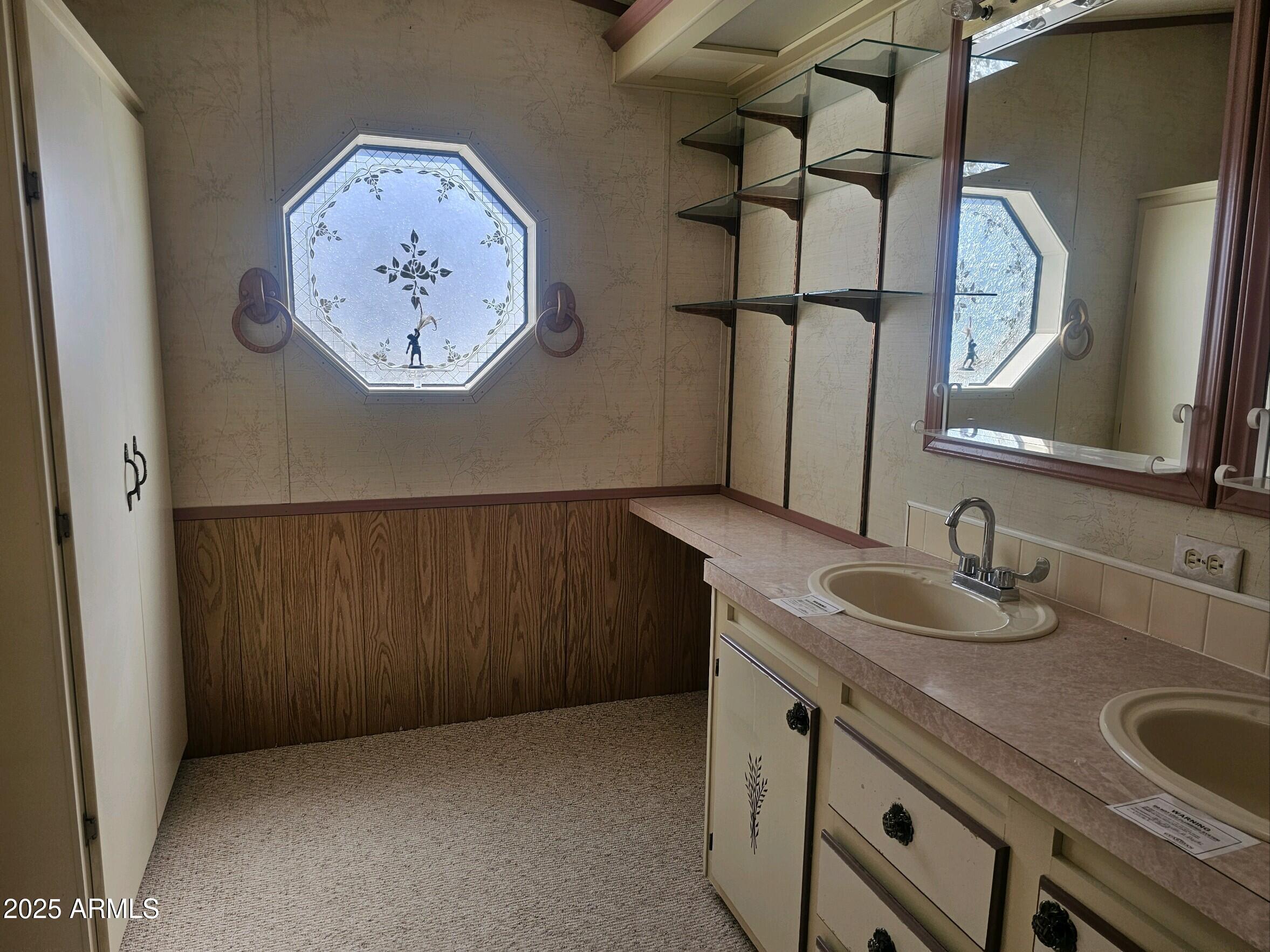 265 Myrtle Drive Page, AZ 86040 - Photo 26 of 29 master bath 2