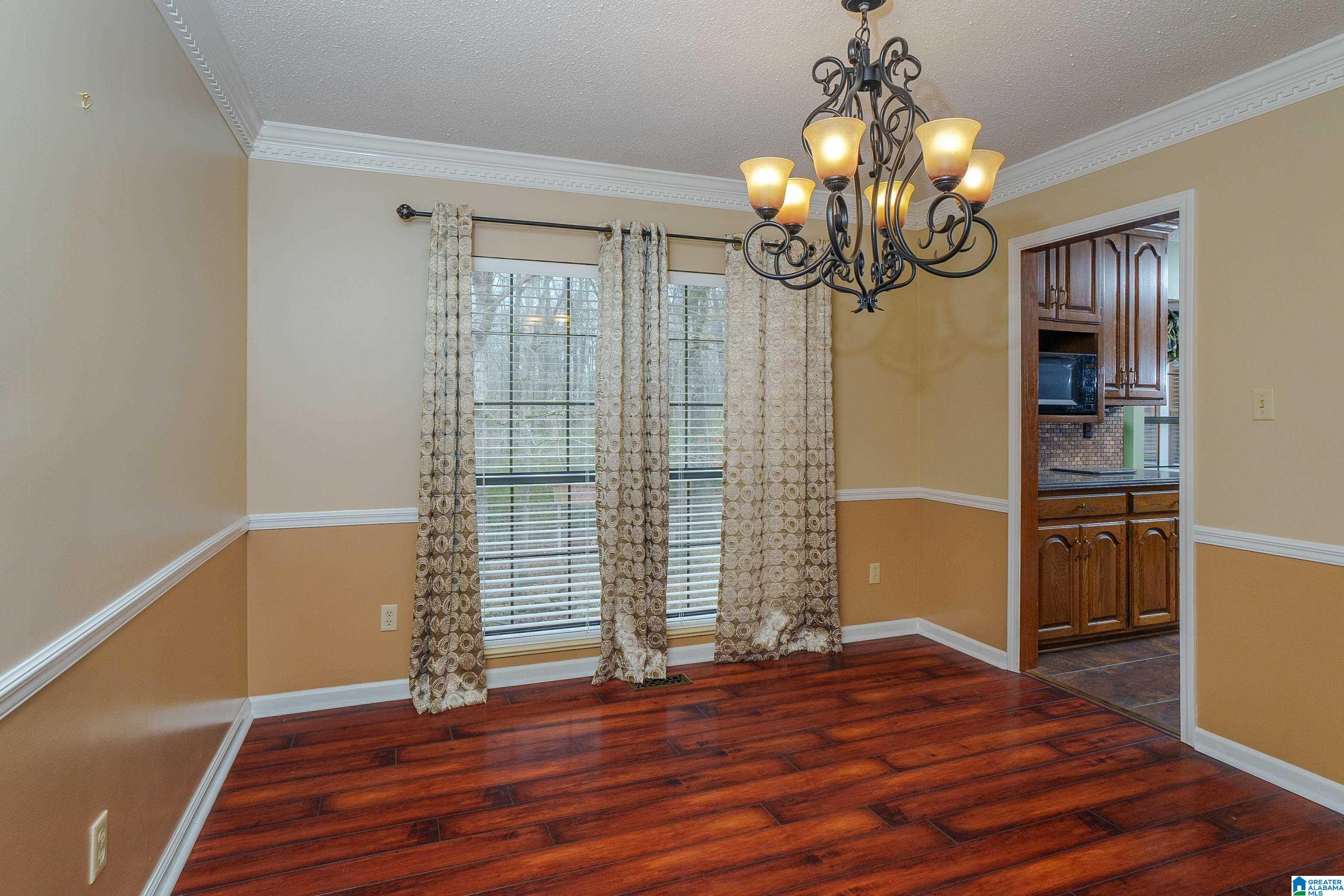425 10th Way Pleasant Grove, AL 35127 - Photo 15 of 63