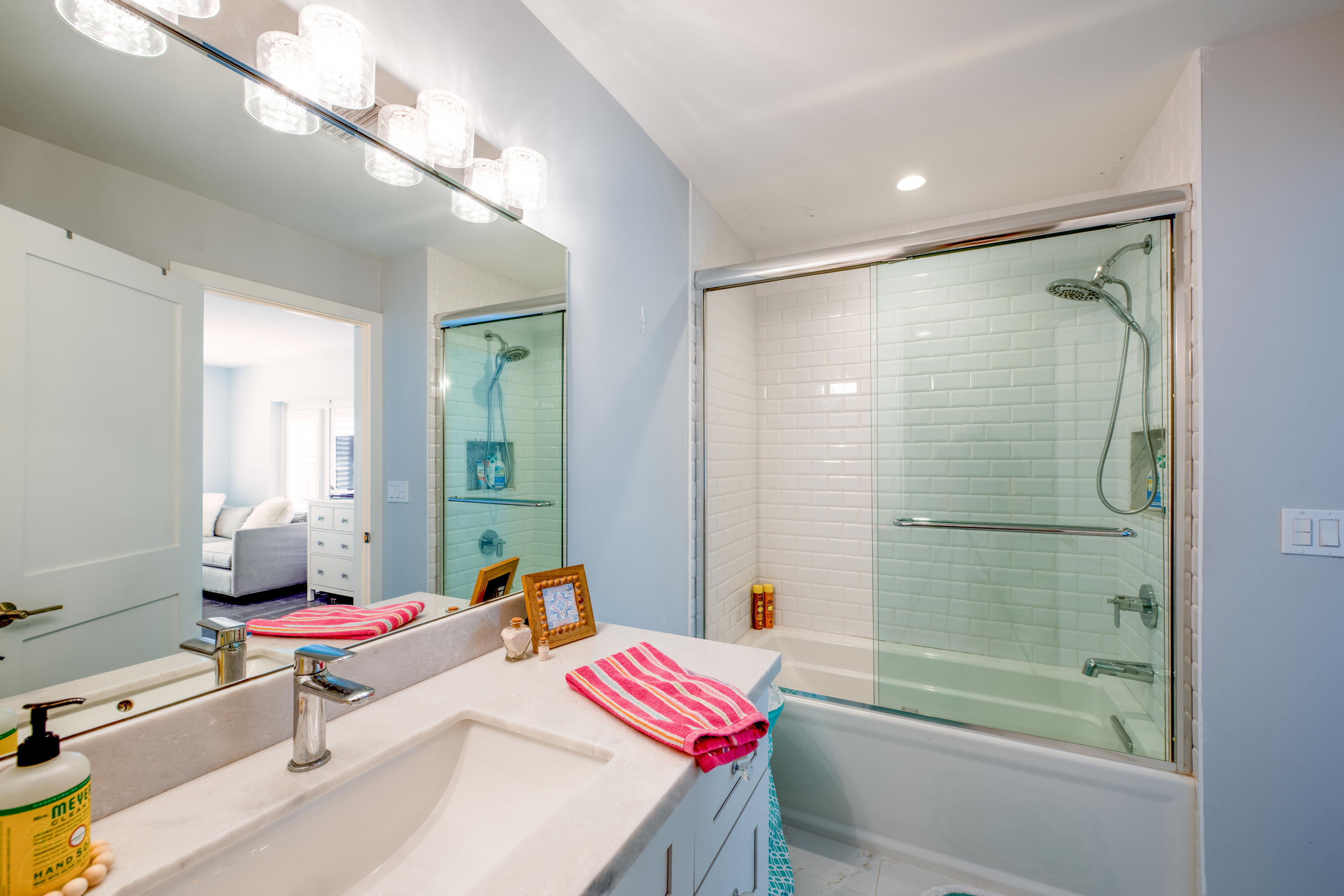757 Southwest 7th Street Boca Raton, FL 33486 - Photo 33 of 48 Guest-Bathroom-2