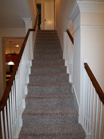 a view of entryway and hall