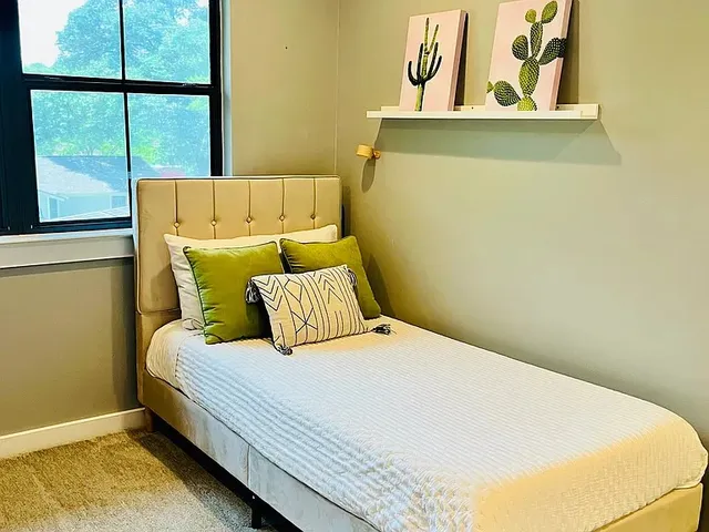 $6,800 | 2305 Comburg Castle Way, Austin, TX 78748