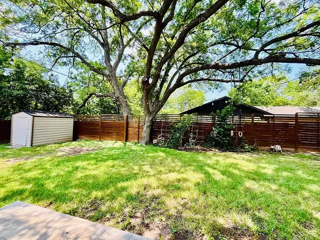 $6,800 | 2305 Comburg Castle Way, Austin, TX 78748