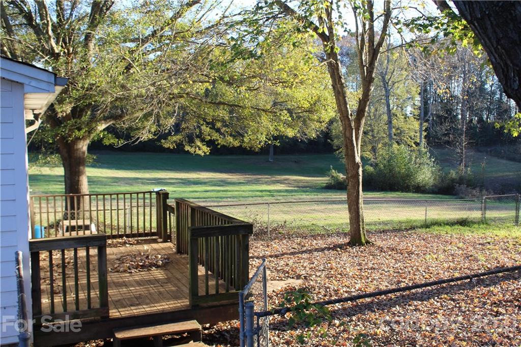 1606 Red Road Shelby, NC 28152 - Photo 3 of 19 Gallery Image 3
