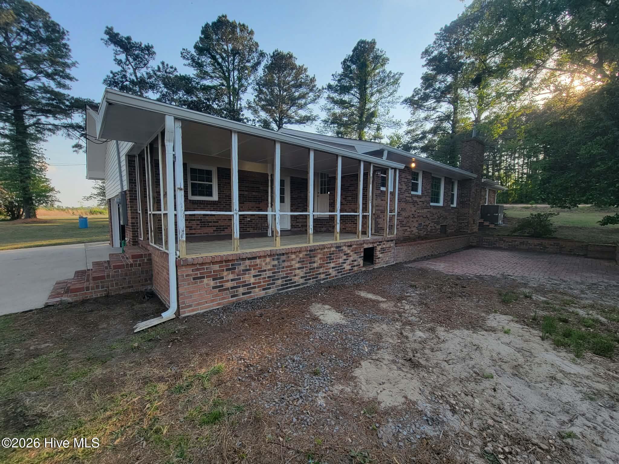 4338 Grifton Hugo Road Grifton, NC 28530 - Photo 9 of 55 Rear of deck