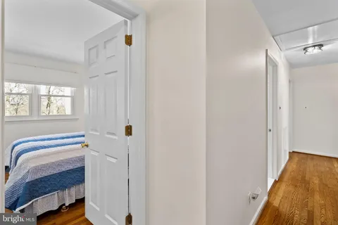 $569,900 | 1 Blue Jay Drive, Newark, DE 19713