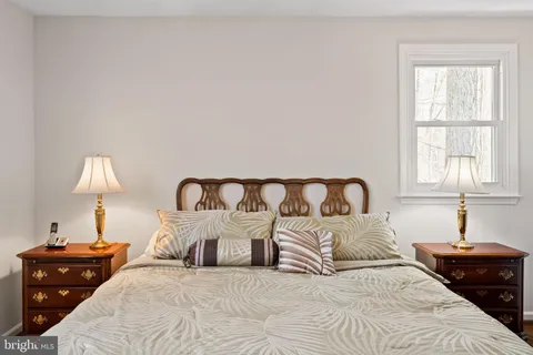$569,900 | 1 Blue Jay Drive, Newark, DE 19713